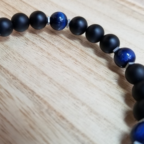 Blue Tiger Eye & Onyx Gemstone Stretch Bra… - Picture 4 of 7